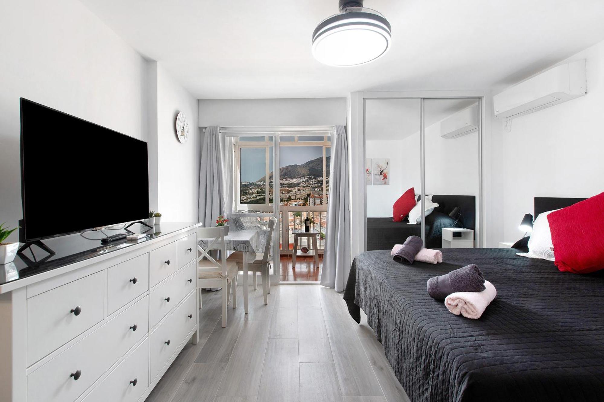 Apartamento Agata 2024 Benalmadena Ngoại thất bức ảnh